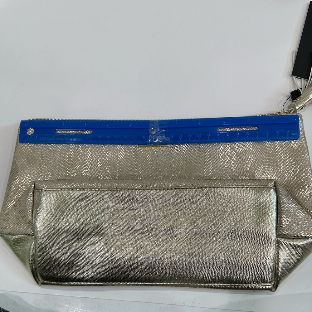 Jones New York Signature Clutch Purse - Gold (NWT) - Picture 7 of 11